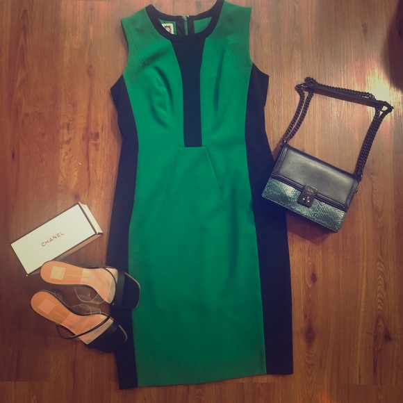 Anne Klein Dresses & Skirts - Anne Klein Green Sheath lined Dress